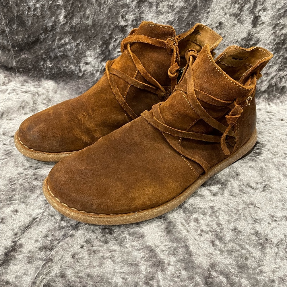 Born Tarkiln size 10 women’s boots